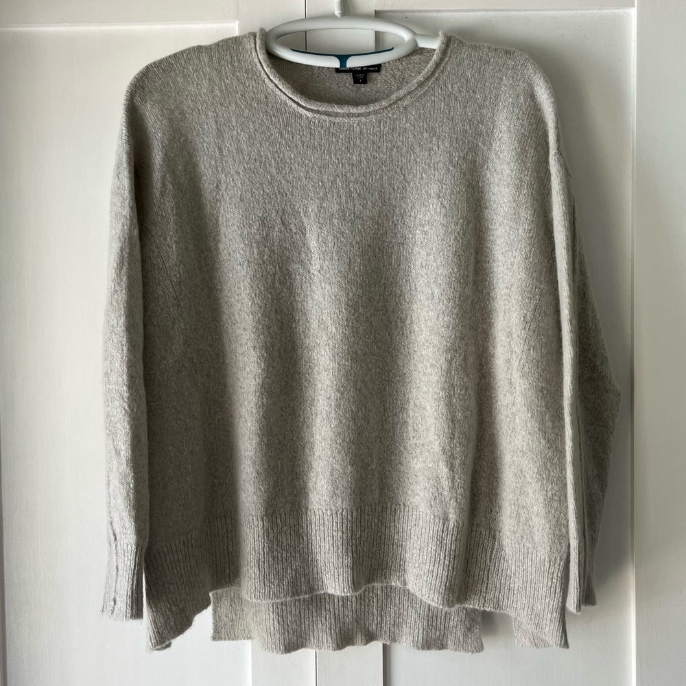 JAMES PERSE “Raglan” Crew Neck Cashmere Sweater